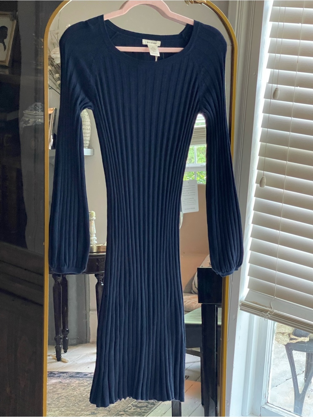 Max Studio NWT Navy Ribbed Long Bell-Sleeve Knit Dress
